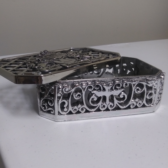Vintage Trinity Broadcasting Network Jewelry Box Silver Color Christian Lion Dov - Picture 3 of 5